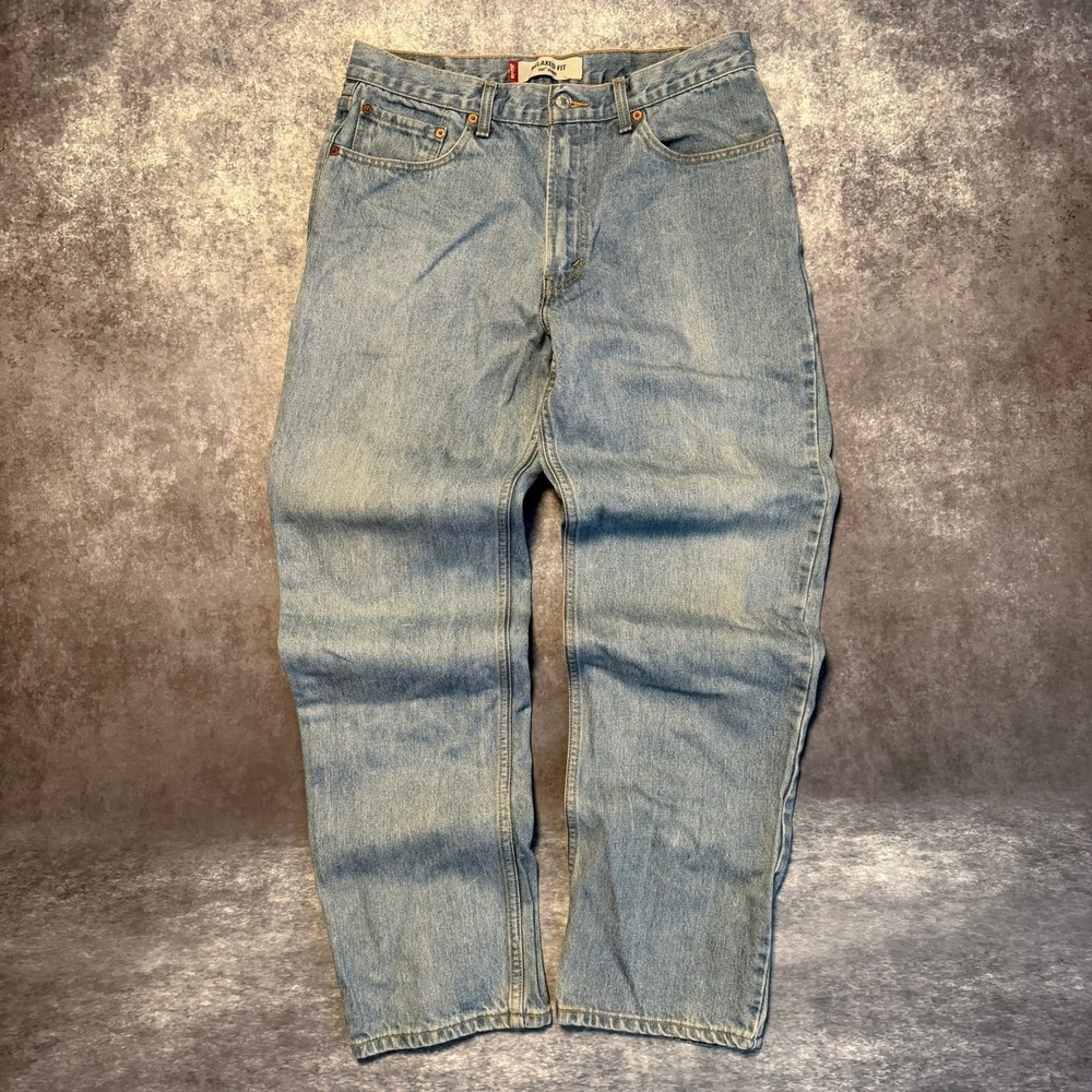 Vintage Levis 550‎ Relaxed Fit Mens Jeans Light Wash Blue Denim 34x32 (34x31)